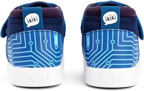 Vista 5 de ikiki Zapatillas deportivas para niños pequeños y niños pequeños. Tenis de ajuste espacioso. Nota no chirriantes, puntera y talón de cuero vegano