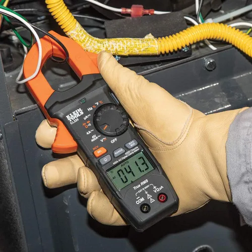 Vista 4 de Klein Tools CL320 - Medidor de pinza digital de HVAC, rango automático de 400 amperios CA, voltaje AC/DC, TRMS, microamperios de CC, resistencia