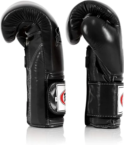 Vista 4 de Fairtex BGV9 Muay para boxeadores profesionales y entrenadores Guante de estilo mexicano para golpeadores duros Guantes MMA para artes marciales