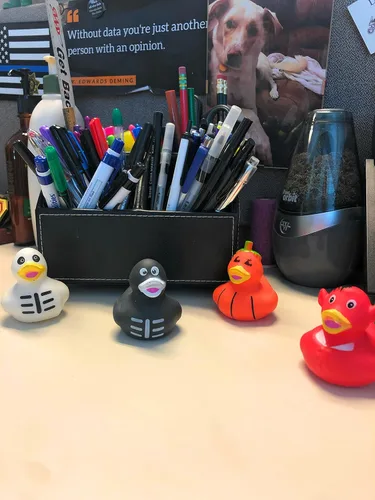 Vista 6 de Funiverse Paquete de 24 patos de goma para Jeep de Halloween, surtido – Perfecto para truco o trato o bolsa de regalos para fiestas