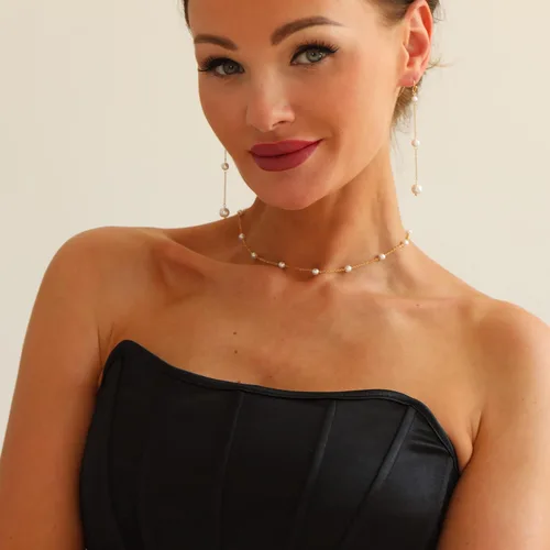 Vista 3 de foyjoey Gargantilla de perlas delicadas, ajustable, hecha a mano, collar de cadena de cuentas de oro para mujer, dama de honor, boda, joyería