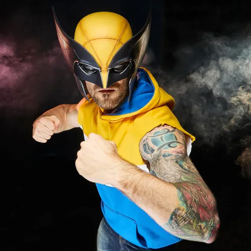 Vista 6 de Máscara de juego premium de Marvel Legends Series Wolverine, colección de accesorios de película para adultos