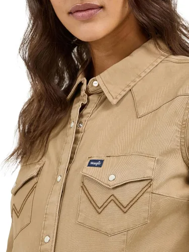 Vista 2 de Wrangler Camisa de mezclilla vintage con broches para mujer