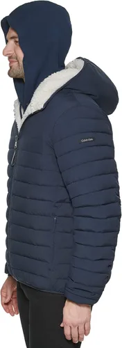 Vista 7 de Calvin Klein Chaqueta de plumón con capucha para hombre, abrigo acolchado, forro de sherpa