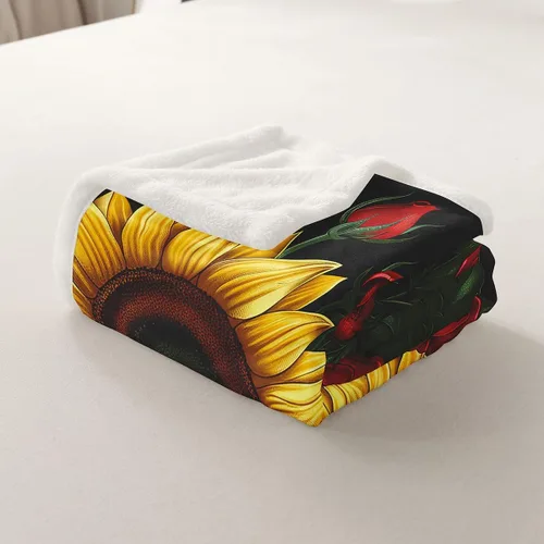 Vista 5 de Manfei Manta de girasol amarillo, manta de cama con rosas rojas para decoración de habitación de niños y niñas, manta floral de hojas verdes