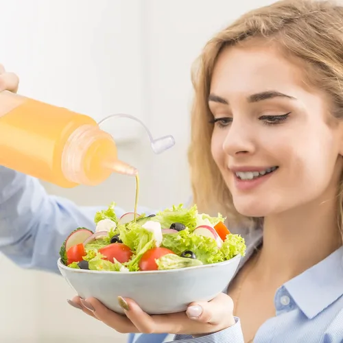 Vista 7 de Xinnun 24 botellas de plástico para exprimir condimentos, a prueba de fugas, botellas multiusos con tapa superior giratoria para salsas, ketchup