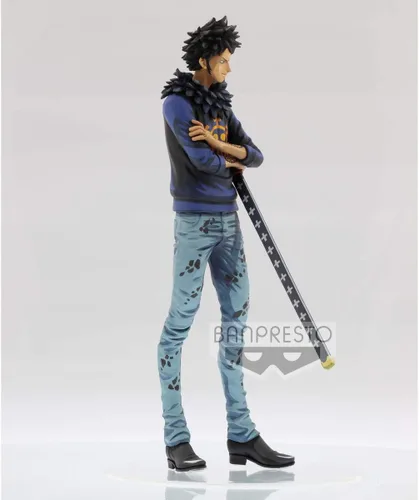 Vista 4 de Banpresto One Piece Grandista Trafalgar Law Manga Dimensión