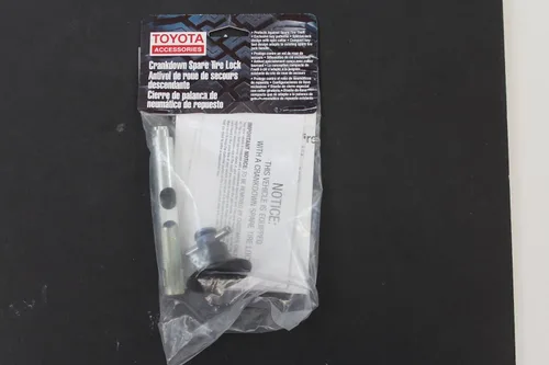 Vista 3 de Genuine Toyota Accessories PT276-34071 - Cerradura de neumático de repuesto para modelos seleccionados de Tacoma y Tundra, color plateado