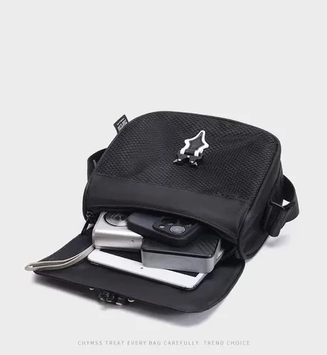 Vista 3 de Trapstar - Bolso reflectante Trapstar, bolso cruzado Trapstar, tela Oxford de moda ligera para hombre, bolso de hombro hip hop, Negro