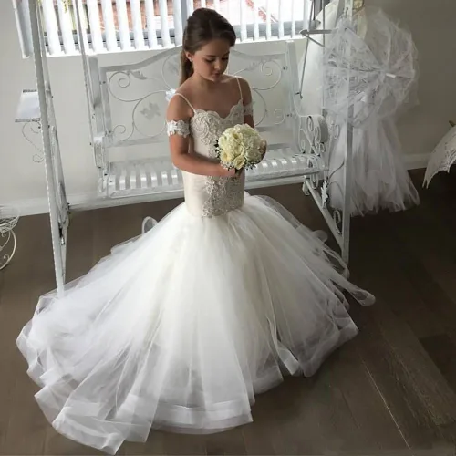 Vista 3 de GZCYL - Vestidos de sirena para niñas con encaje de tul para boda, vestido de dama de honor con cola