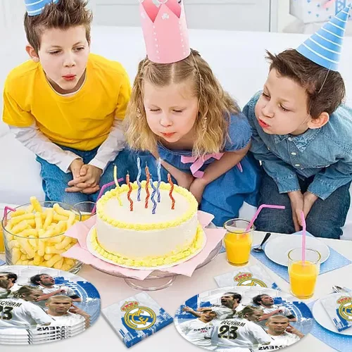 Vista 6 de 40 piezas de suministros para fiesta de cumpleaños del Real Madrid incluyen 20 platos, 20 servilletas para la decoración de la fiesta del Real Madrid