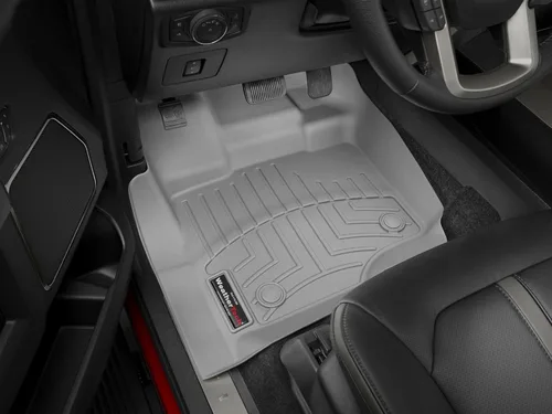 Vista 2 de WeatherTech Revestimientos de suelo de ajuste personalizado para Ford Super Duty - 1ª fila (OTH) y segunda fila (442931-440022), negro
