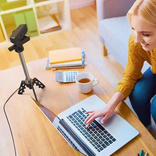 Vista 7 de j5create Cámara web de transmisión USB - 1080P HD con rotación de 360°, micrófono de alta fidelidad, Plug and Play para PC/Mac/computadora