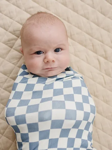 Vista 3 de Mebie Baby Manta elástica a cuadros azules, moderna y neutra para bebé niña o niño, mantas suaves para bebé, manta para recién nacido, 0-3 meses