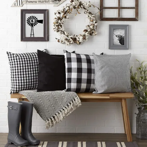 Vista 4 de DII Colección de fundas de almohada cuadradas decorativas de algodón, lavables a máquina, cremallera oculta, 18 x 18 pulgadas, surtido negro, 4