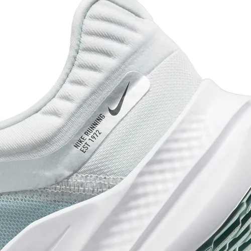 Vista 8 de Nike Men's Quest 5 Training Shoes