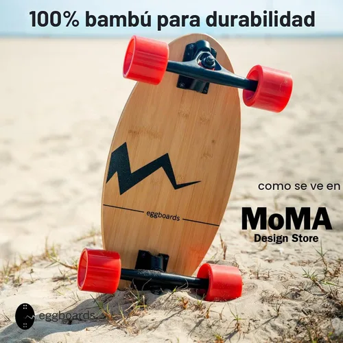 Vista 5 de Eggboards Mini Longboard The Original. Patinetas de bambú portátiles para adultos. Fácil de transportar, suave de montar. Para principiantes