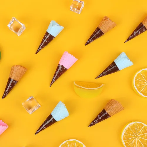 Vista 6 de 30 piezas de mini cono de helado artificial realista, adorable cono de helado de simulación, juego de comida, casa de muñecas, suministros