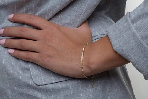 Vista 2 de Elegante joyero Pulsera de barra de declaración para mujer con diamantes en oro macizo 9k, 14k y 18k, pulsera de barra de diamantes