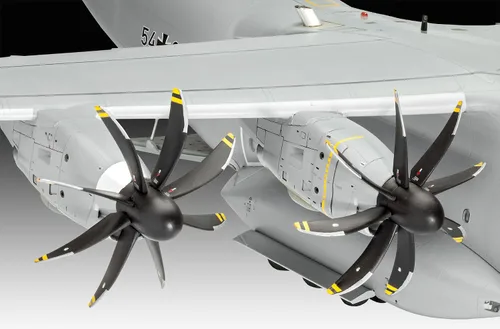 Vista 4 de Revell 03929 Airbus A400M Luftwaffe Kit