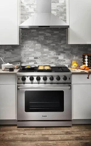 Vista 6 de THOR Kitchen Cocina de Gas Profesional Independiente de 36 pulgadas en Acero Inoxidable - Modelo LRG3601U