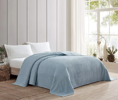 Vista 2 de Beatrice Home Fashions Colcha de chenilla Channel, King, color azul