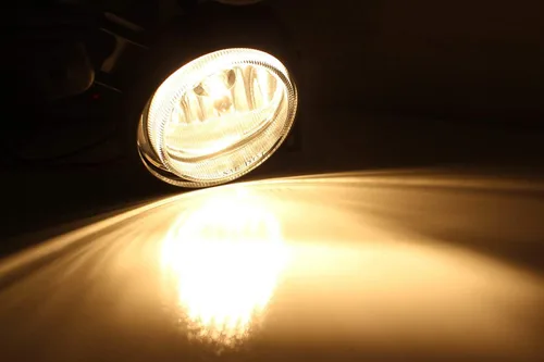Vista 3 de iJDMTOY juego completo de faros antiniebla con focos halógenos, interruptor cableado de prendido/apagado y cubiertas biseladas para Mazda 6