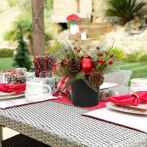 Vista 5 de Briful Mini árbol de Navidad artificial de 10 pulgadas en maceta con piñas, bayas y cinta de bola de Navidad roja, arreglos navideños, centros