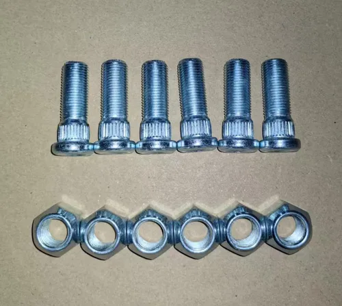 Vista 4 de 6 pernos dentados clase 12.9 para rueda dentada de 1/2-20, moleteado de 0.56 pulgadas (0.563 in) de longitud debajo de la cabeza con tuercas