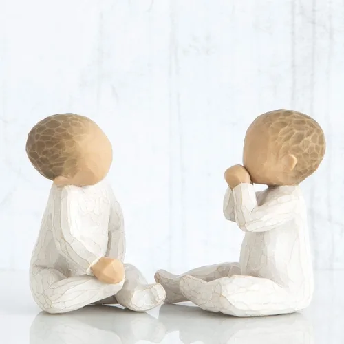 Vista 4 de Willow Tree Dos juntos, figura esculpida pintada a mano Cast from a Susan Lordi Original Carving, Expression of Love and Caring, Display on Shelf