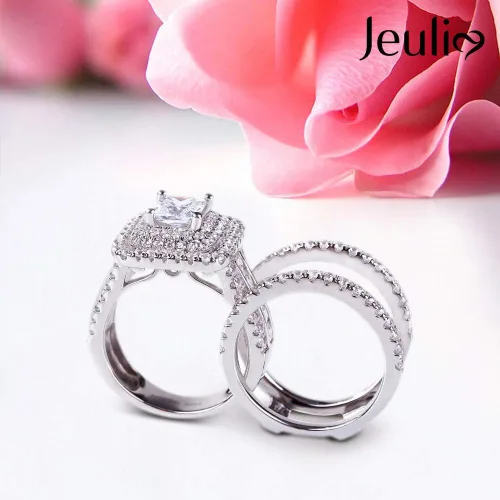 Vista 2 de Jeulia Juego de 3 anillos potenciadores para mujer, plata de ley 925, anillos de compromiso con diamantes de corte princesa, anillos de compromiso