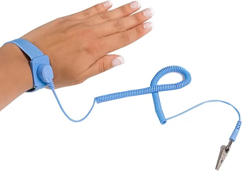 Vista 6 de StarTech.com Alfombrilla antiestática y correa de muñeca ESD con cable de conexión a tierra, pulsera antiestática (SWS100), azul