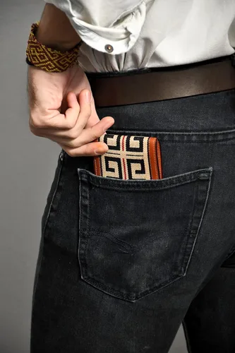 Vista 7 de GauchoLife Guarda Pampas Billetera Bi-Fold de Piel GriegoBronceado