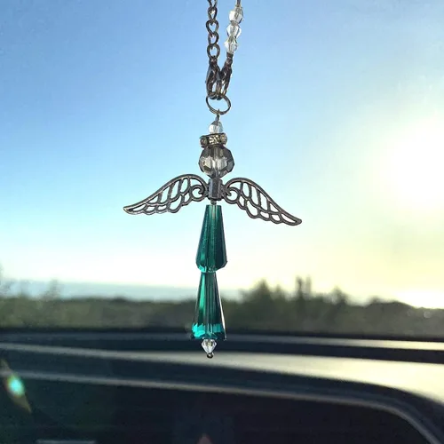 Vista 3 de Colgante de Ángel Guardián para Coche - Ángel de Cristal para Protección, Felicidad, Fe y Amor - Adorno Colgante de Cristal - Regalo Ideal