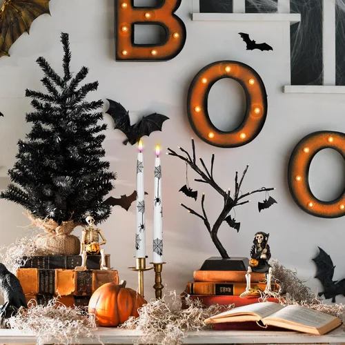Vista 4 de Wondise Velas cónicas sin llama de Halloween con control remoto y temporizador, paquete de 4 velas LED parpadeantes de cera real con pilas de araña