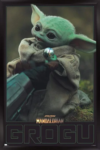 Vista 9 de Trends International Star Wars: The Mandalorian Season 2 - Póster de pared Grogu, 22.4 pulgadas de largo x 14.7 pulgadas, versión enmarcada