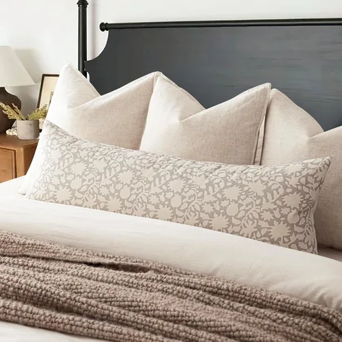 Vista 19 de Foindtower - Juego de 2 fundas de almohada decorativas con flores neutras estilo farmhouse, fundas de almohada boho para sofá, sofá cama