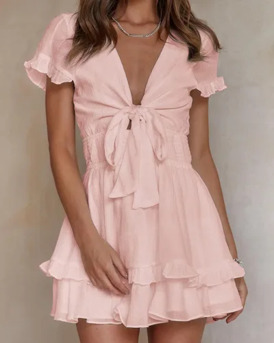 Vista 2 de PRETTYGARDEN - Mini vestido de verano con vuelo para mujer. Vestido corto acampanado con cuello en V y manga corta con volantes en la parte delantera