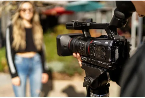 Vista 8 de Panasonic AG-CX350 4K Videocámara