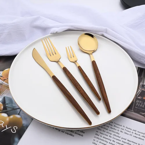 Vista 8 de Juego de cubiertos de 16 piezas con tenedor de pastel, juego de cubiertos de acero inoxidable dorado, juego de utensilios de comer con mango