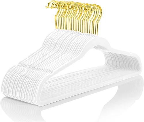 Vista 10 de MIZGI Paquete de 30 perchas de terciopelo de alta calidad, resistentes, antideslizantes, delgadas, perchas de terciopelo negro, ganchos dorados
