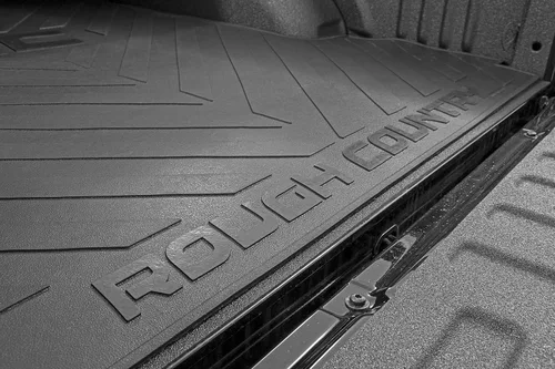 Vista 4 de Rough Country - Alfombrilla de goma para cama de Ram 1500 2019-2022 Cama de 5'7'' - RCM685 - Negro