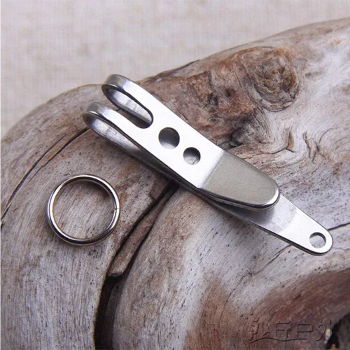 Vista 2 de Acxico Mini EDC Gear Pocket Suspensión Clip Percha Herramienta Llavero Llavero, Blanco