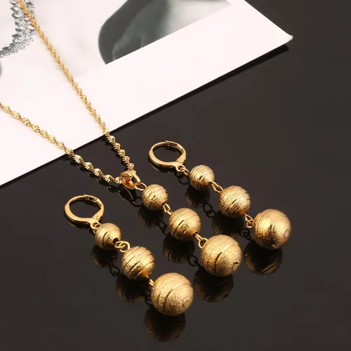 Vista 2 de Huangshanshan Collares con colgante de cuentas Conjuntos de pendientes de color dorado Bola redonda joyería regalos de fiesta, Latón