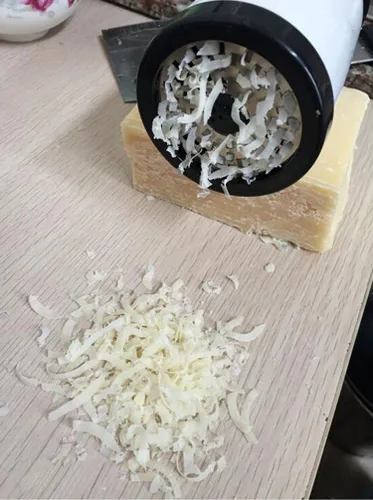 Vista 6 de Herramientas de cocina Rallador de queso, molino de queso de mano, cortador de queso resistente para comidas de mesa Cortadores de queso,