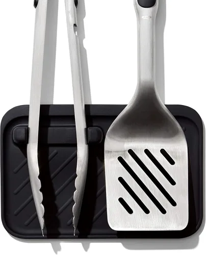 Vista 12 de OXO Good Grips - Herramientas de asar a la parrilla, reposo, color negro