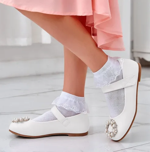 Vista 4 de Coutgo Zapatos Mary Jane para niñas, zapatos de ballet de princesa con perlas, para fiesta escolar, para boda, zapatos de vestir para niños pequeños