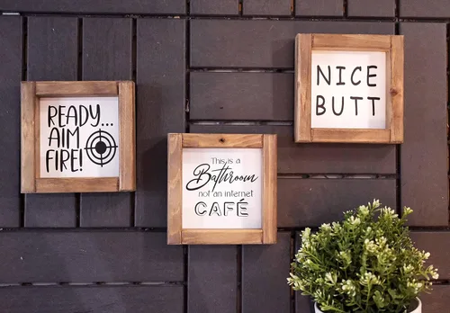 Vista 6 de Divertidos letreros decorativos de baño, decoración de baño de granja con 9 frases intercambiables, accesorios rústicos para decoración de estantes