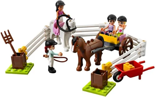 Vista 6 de Campamento de equitación LEGO Friends 3185