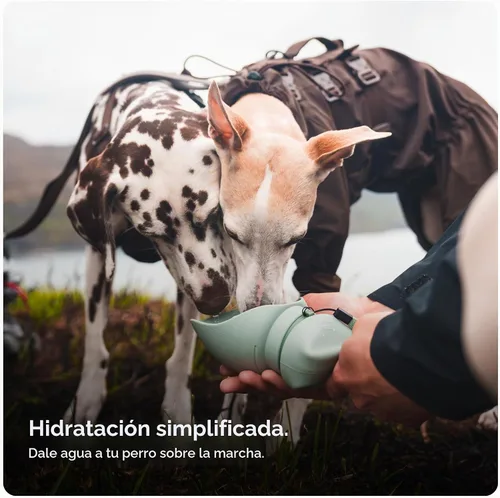 Vista 2 de SÄKER Botella de Agua Portátil para Perros, Botella de Agua Plegable para Perros Perfecta para Caminar, Senderismo y al Aire Libre Funciona como